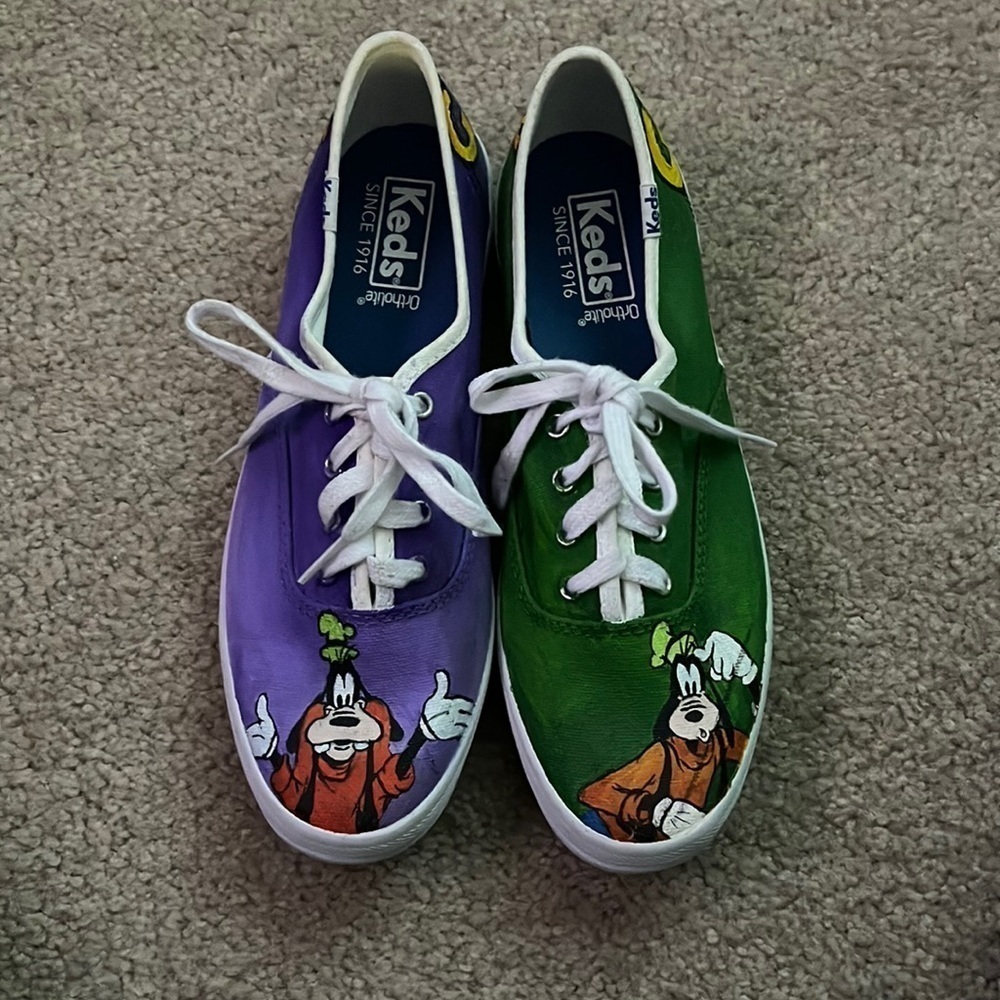 Ked’s- Hand Painted Goofy Shoes size 5.5